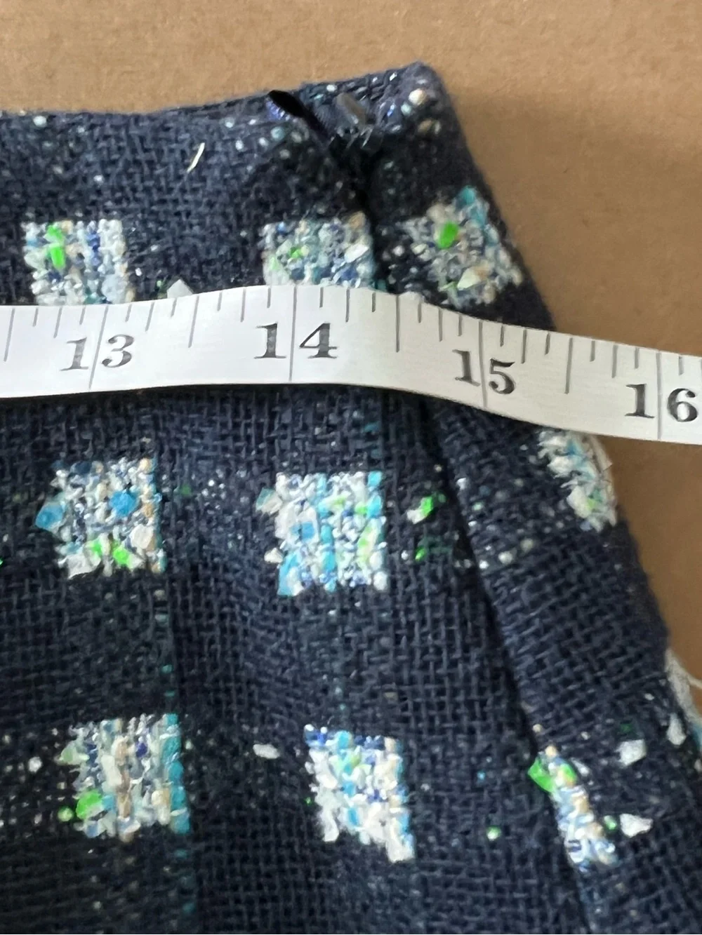 EUC Brooks Brothers Tweed Boucle Checkered Pencil Skirt size 6 Italian Fabric
